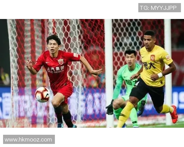 以球员换人策略为核心分析球队战术调整与胜负关系的深度研究 以球员换人策略为核心分析球队战术调整与胜负关系的深度研究