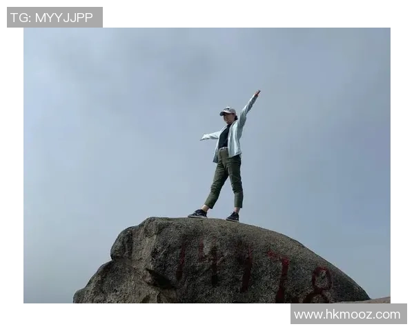 杨磊亲授攀岩技巧与心得分享助你轻松征服高峰