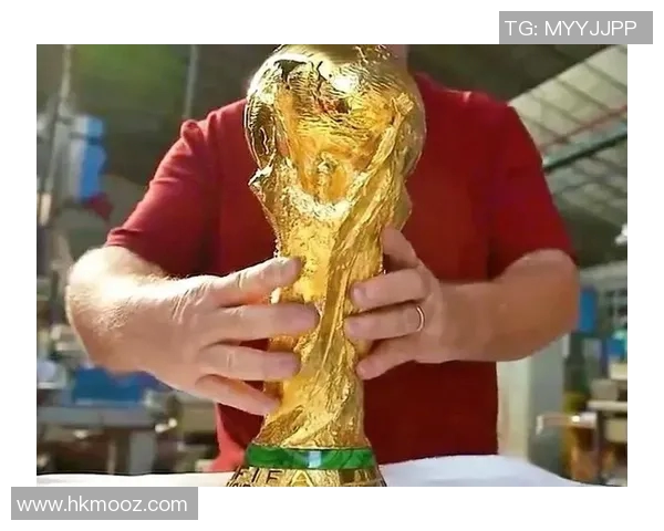 世界杯奖杯背后的传奇故事与历史荣光展望未来荣耀之路